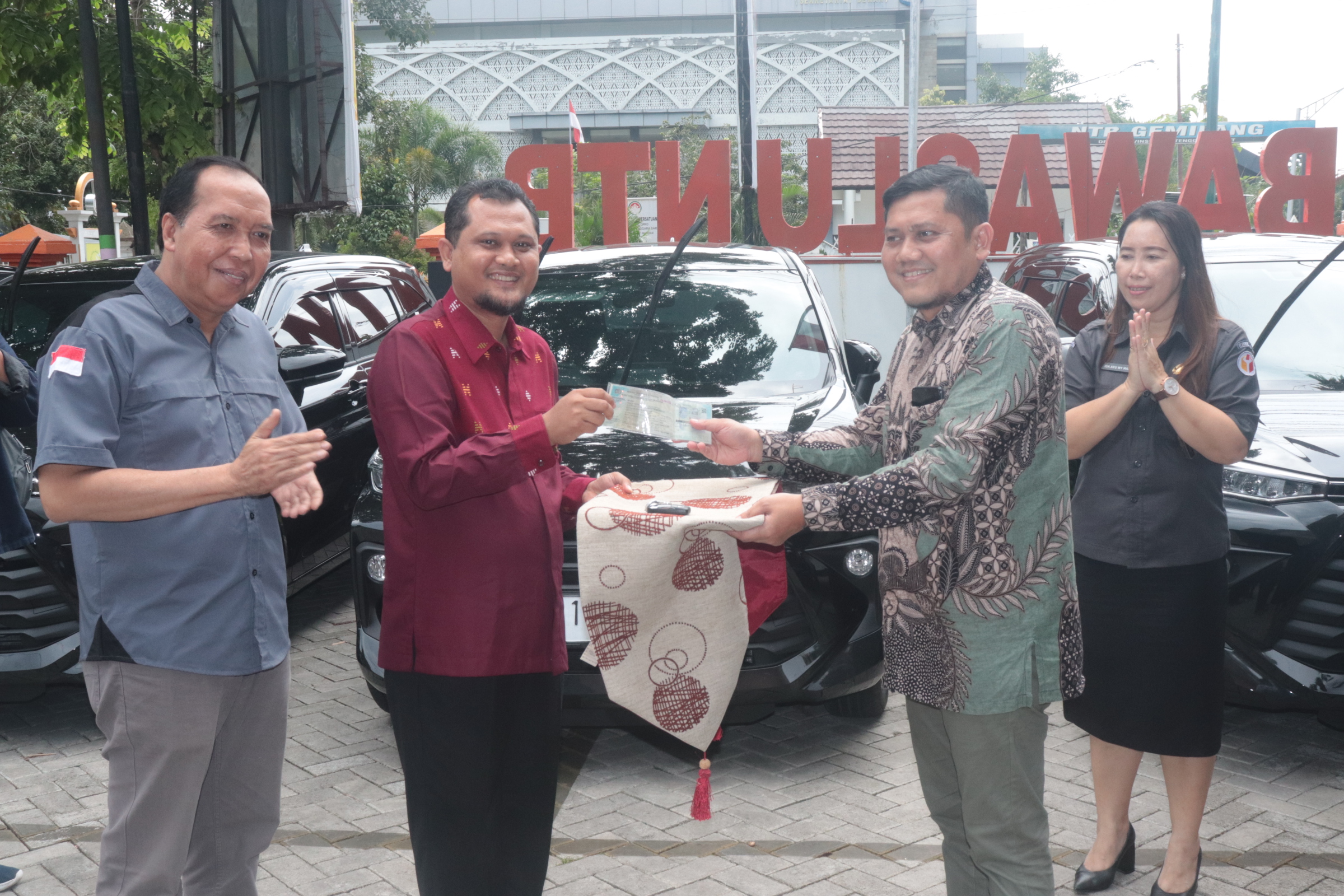 Gakkumdu NTB Dapat Mobil Operasional Baru