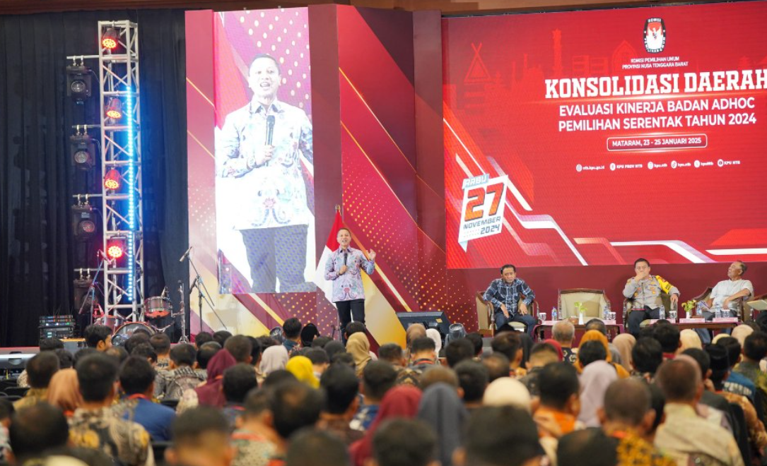 Hasan Sampaikan Catatan Evaluasi Kinerja Panitia Pemilihan Kecamatan Pada Pilkada 2024