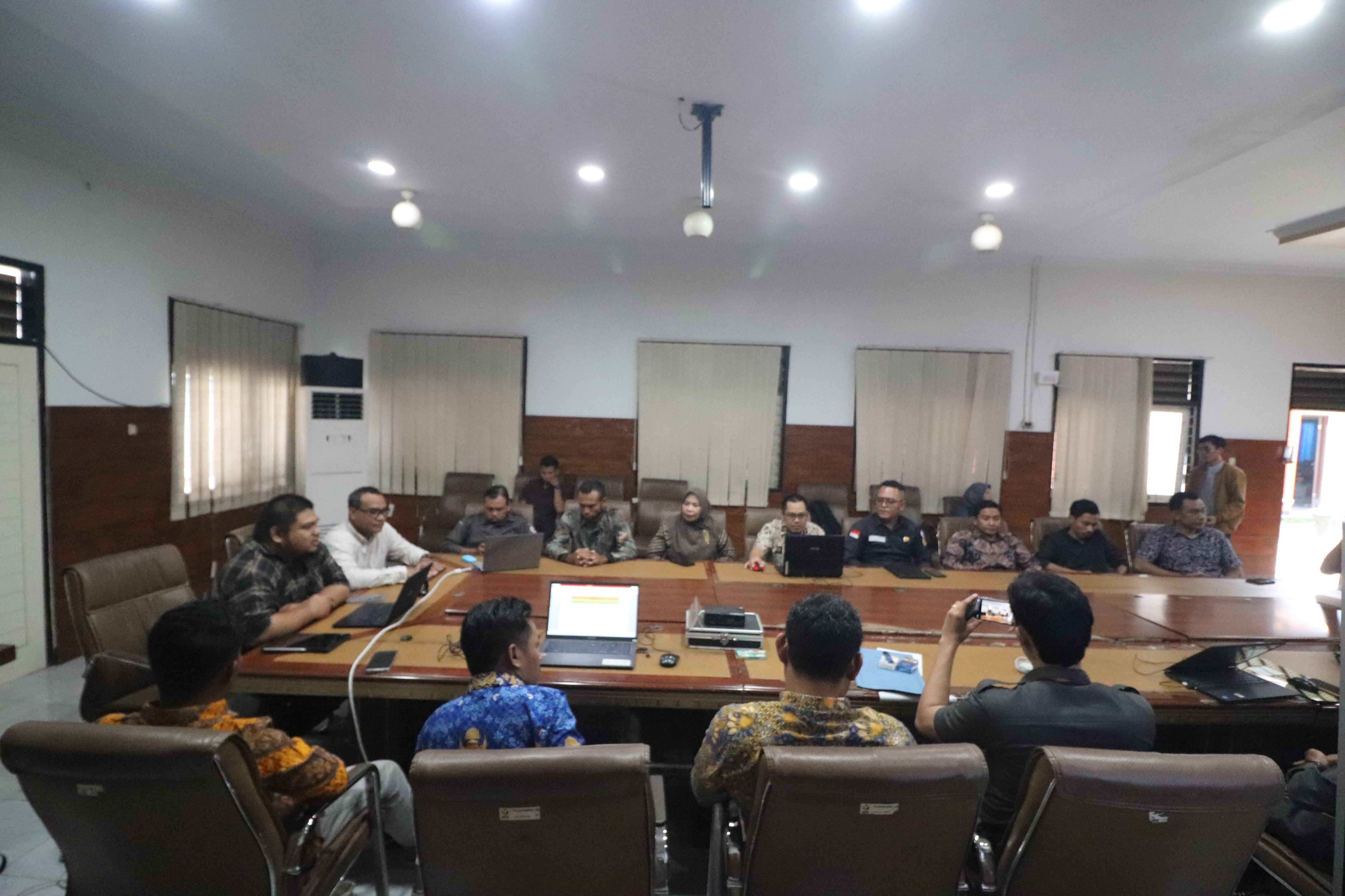 Bawaslu NTB Gelar Rapat Penyusunan Laporan Akhir Penanganan Pelanggaran Pemilu 2024