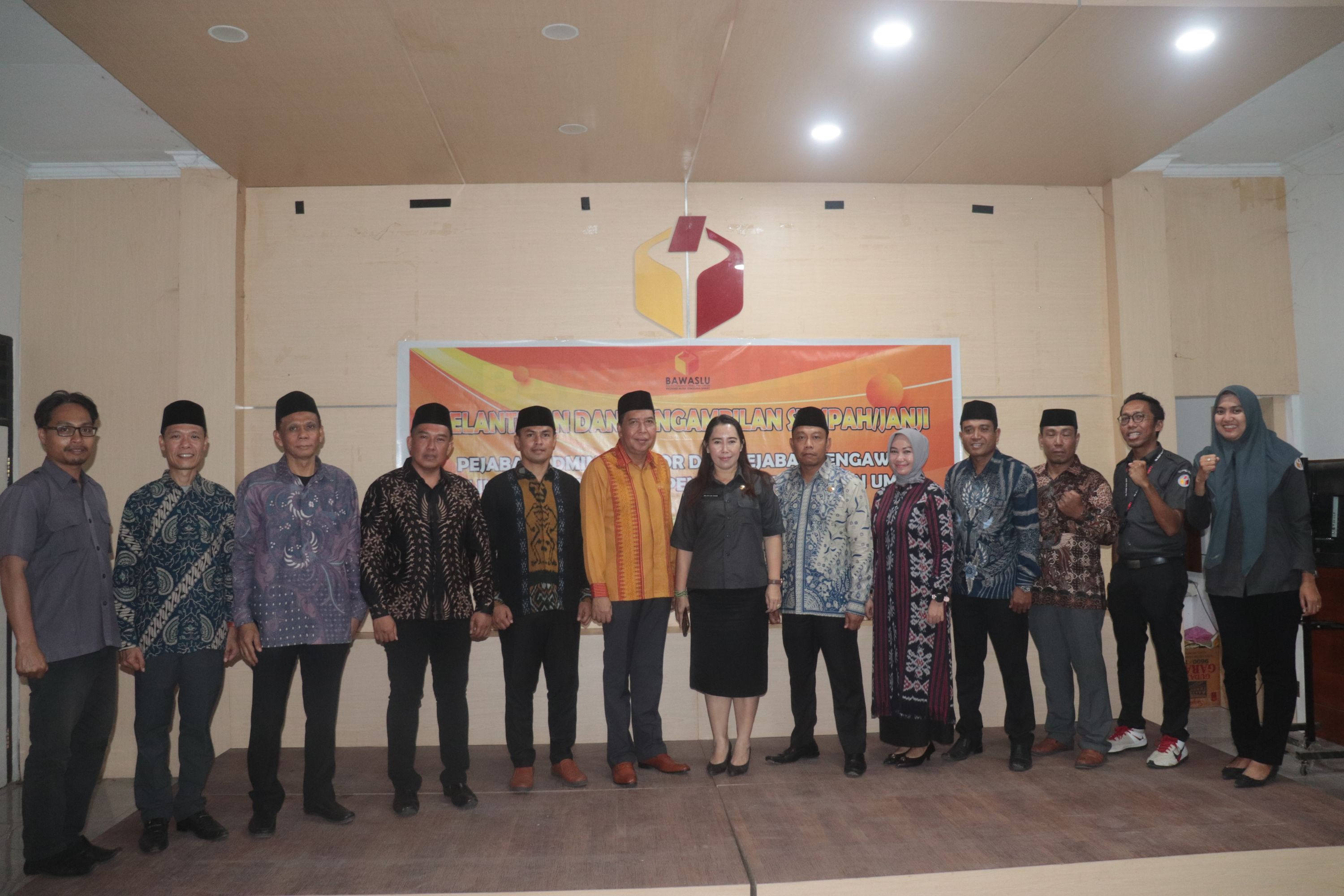 Sekjen Bawaslu RI Lantik 118 Pejabat Administrator, 8 (Delapan) diantaranya di jajaran Bawaslu Provinsi NTB