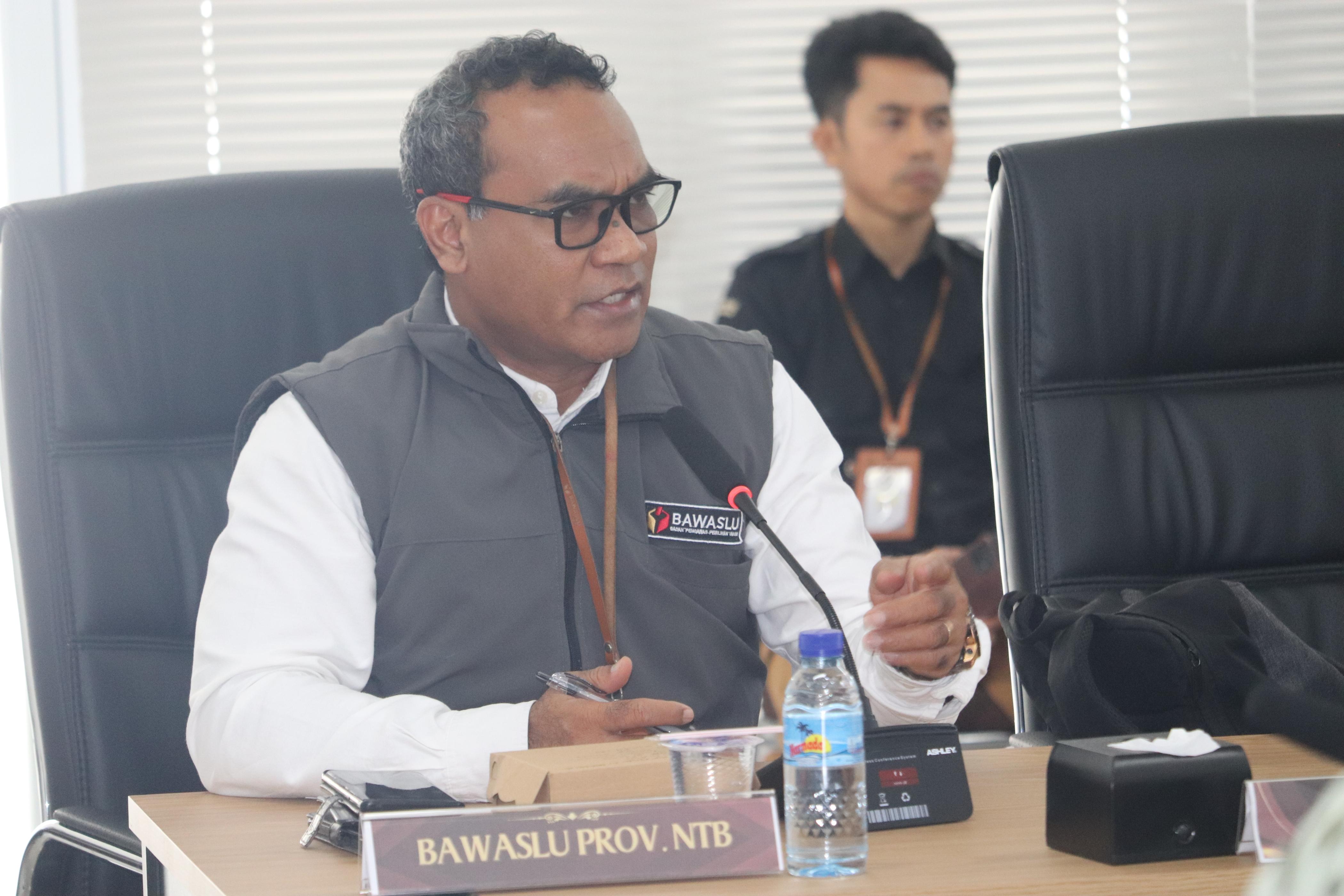 Hadir Rapat KPU NTB, Bawaslu NTB Himbau Pelaporan Dana Kampanye Paslon Harus Sesuai Regulasi