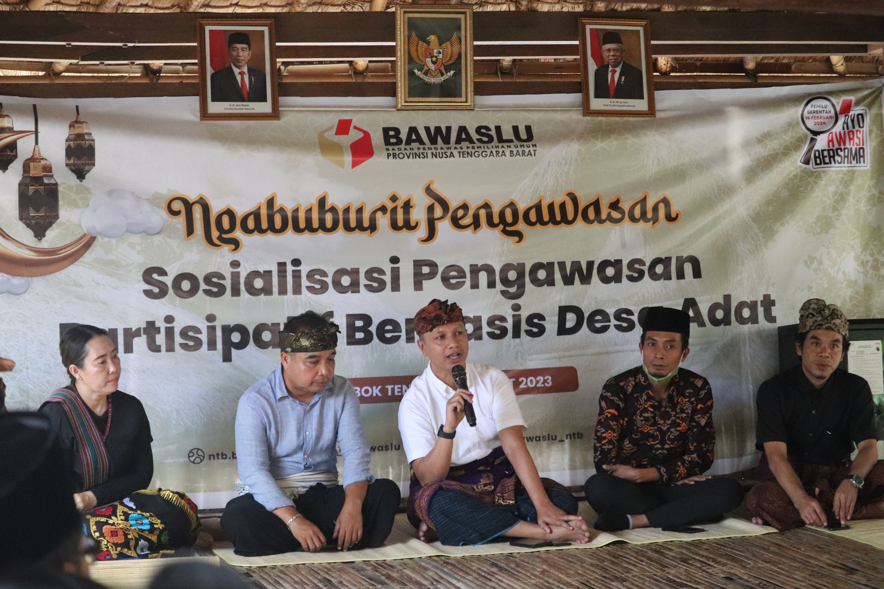 Ngabuburit Pengawasan di Desa Sade, Hasan: "Politik Uang Tanggung Jawab Kita Bersama"