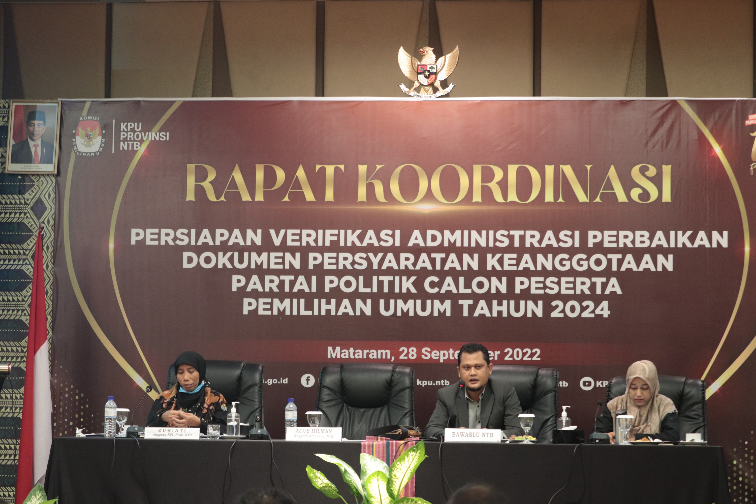 Ketua Bawaslu NTB Hadiri Evaluasi Verifikasi Administrasi Parpol: "Akses SIPOL dan Pencatutan Nama Menjadi Catatan Bawaslu"