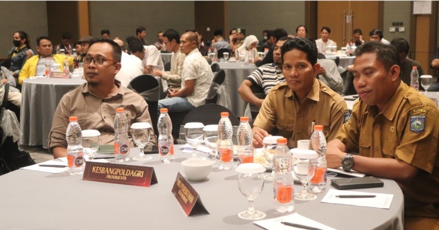 Bersama Stakholder, Bawaslu dan KPU NTB Diskusikan Kebijakan Pemungutan dan Penghitungan Pemilu 2024