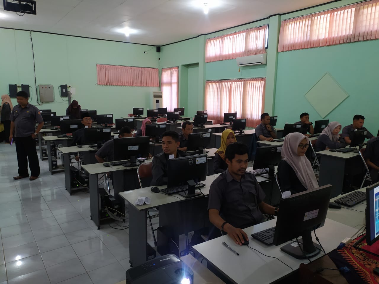 Evaluasi Pegawai Pemerintah Non PNS di Lingkungan Sekretariat Bawaslu Provinsi NTB