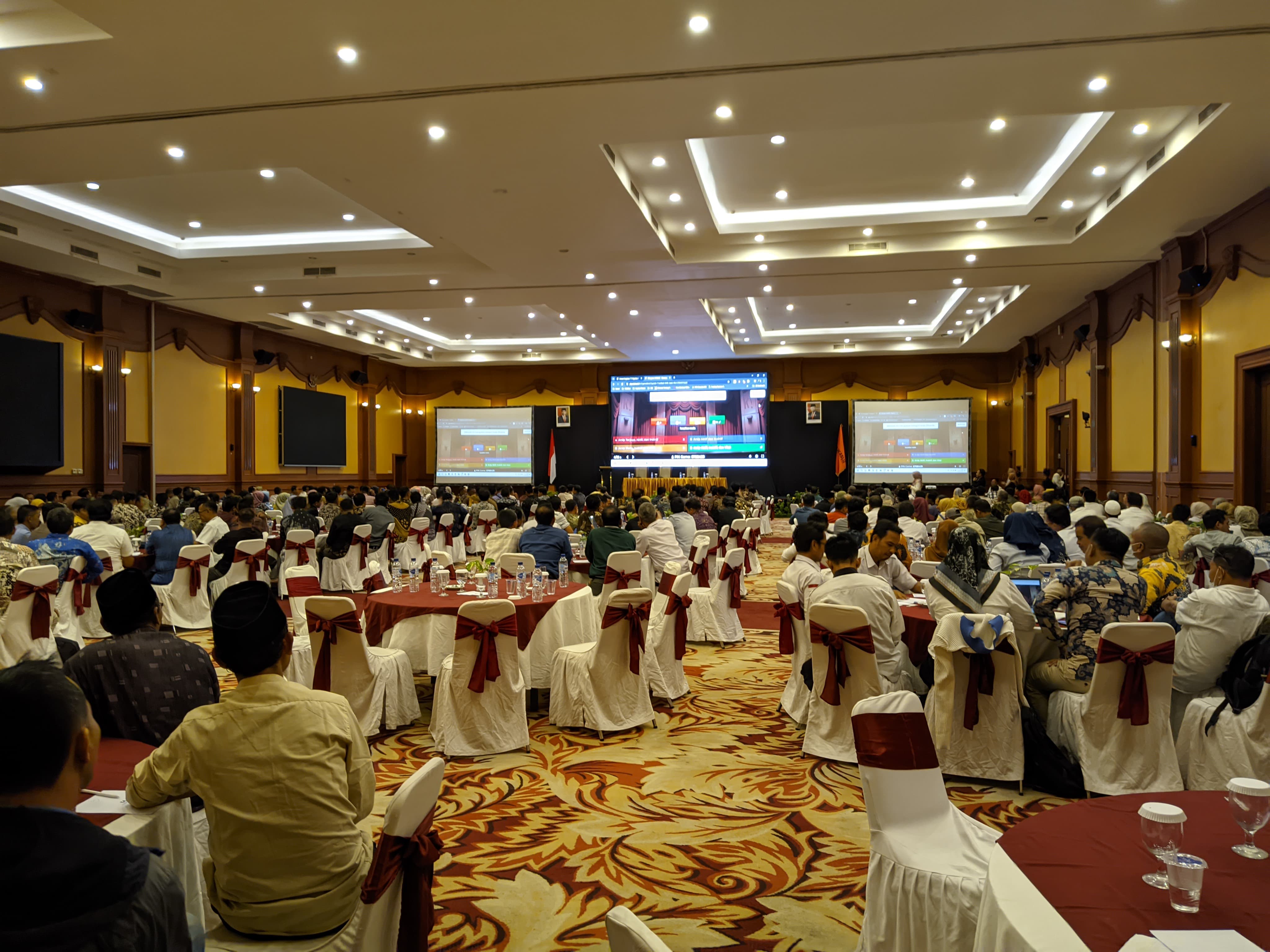 Perkuat Kelembagaan, Bawaslu NTB Gelar Bimtek Tata Naskah Dinas, Kearsipan dan Manajemen Kepegawaian