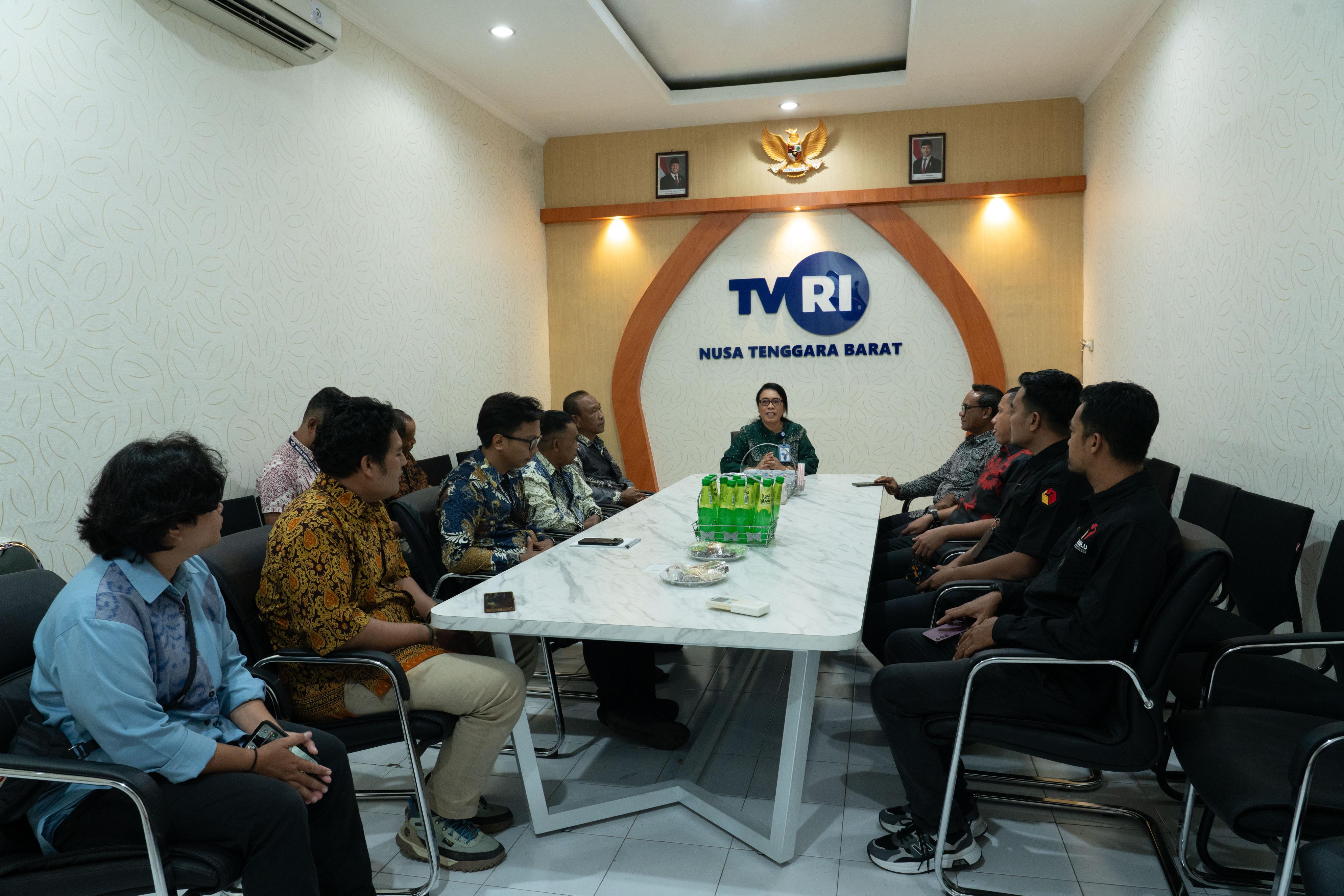 Kunjungan Bawaslu NTB Ke TVRI NTB
