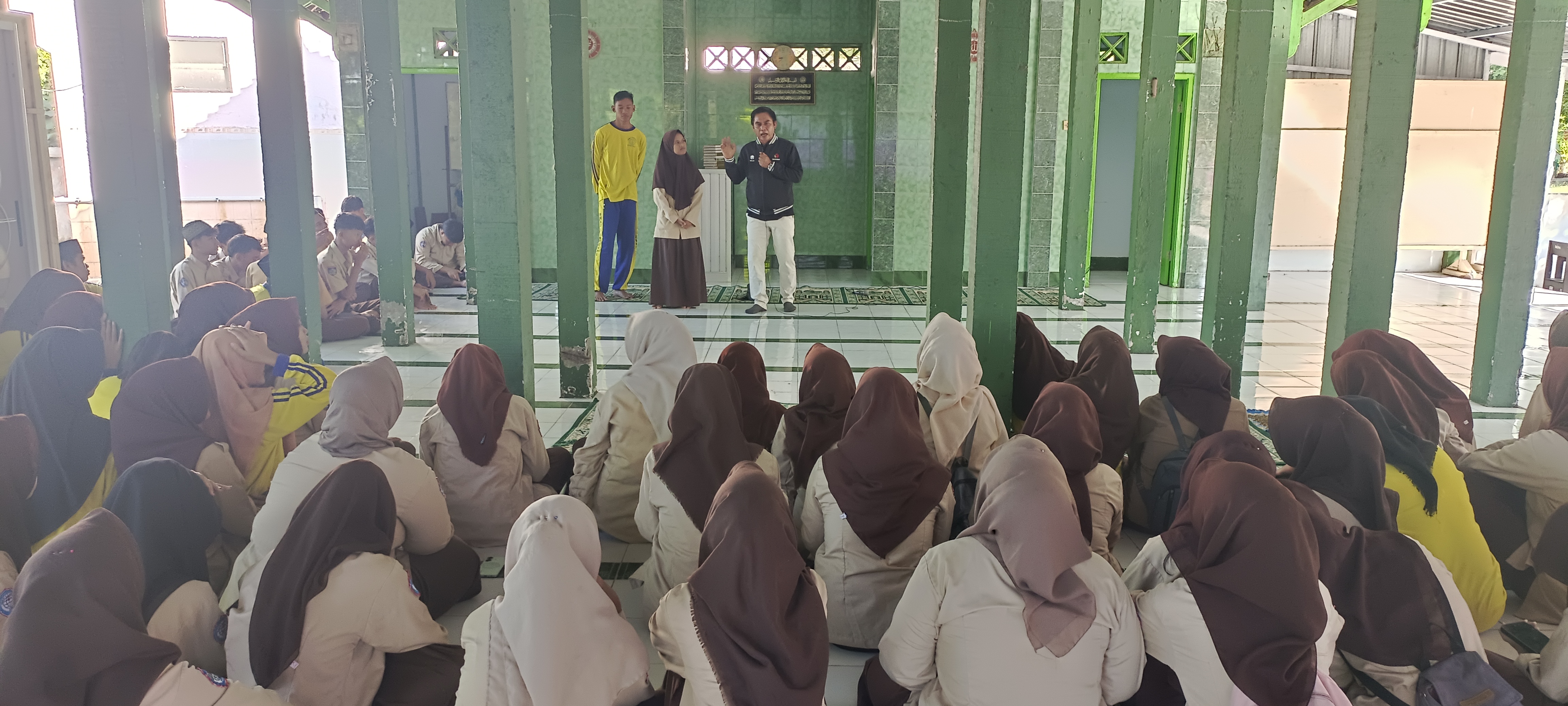 Divisi Hukum dan sengketa