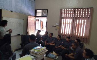 Bawaslu Gelar Rapat Internal Menyongsong Keterbukaan Informasi Publik Pada Pilkada 2020