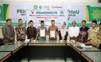 Lolly Suhenty Hadiri Penandatangan MOU Bawaslu Lotim dan Universitas Hamzanwadi