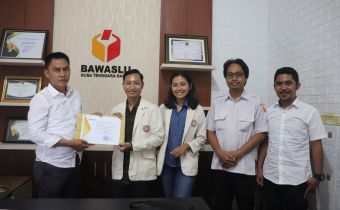 Terima Audiensi dari KMHDI, Bawaslu NTB Sampaikan Peran Strategis Pemantau Pemilu