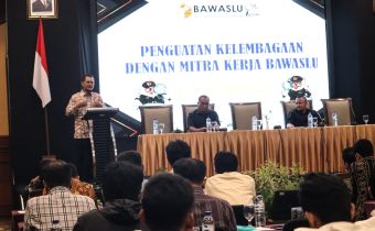 Bawaslu NTB Gelar Penguatan Kelembagaan Bersama Mitra Kerja: Dorong Peran Generasi Muda Lawan Politik Uang
