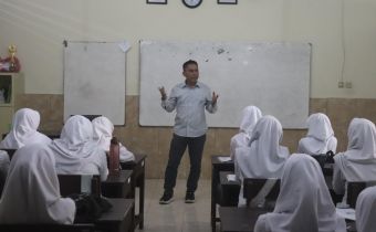 Anggota bawaslu NTB Suhardi